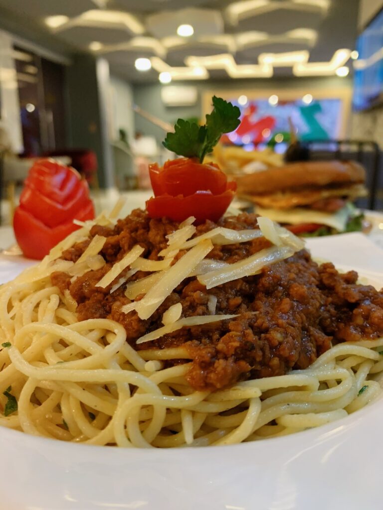 spaghetti bolognese at zona cafe abuja
